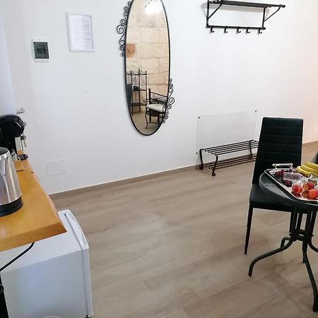 B&B 36 Passi Dal Mare 2.0 Trapani Oda fotoğraf